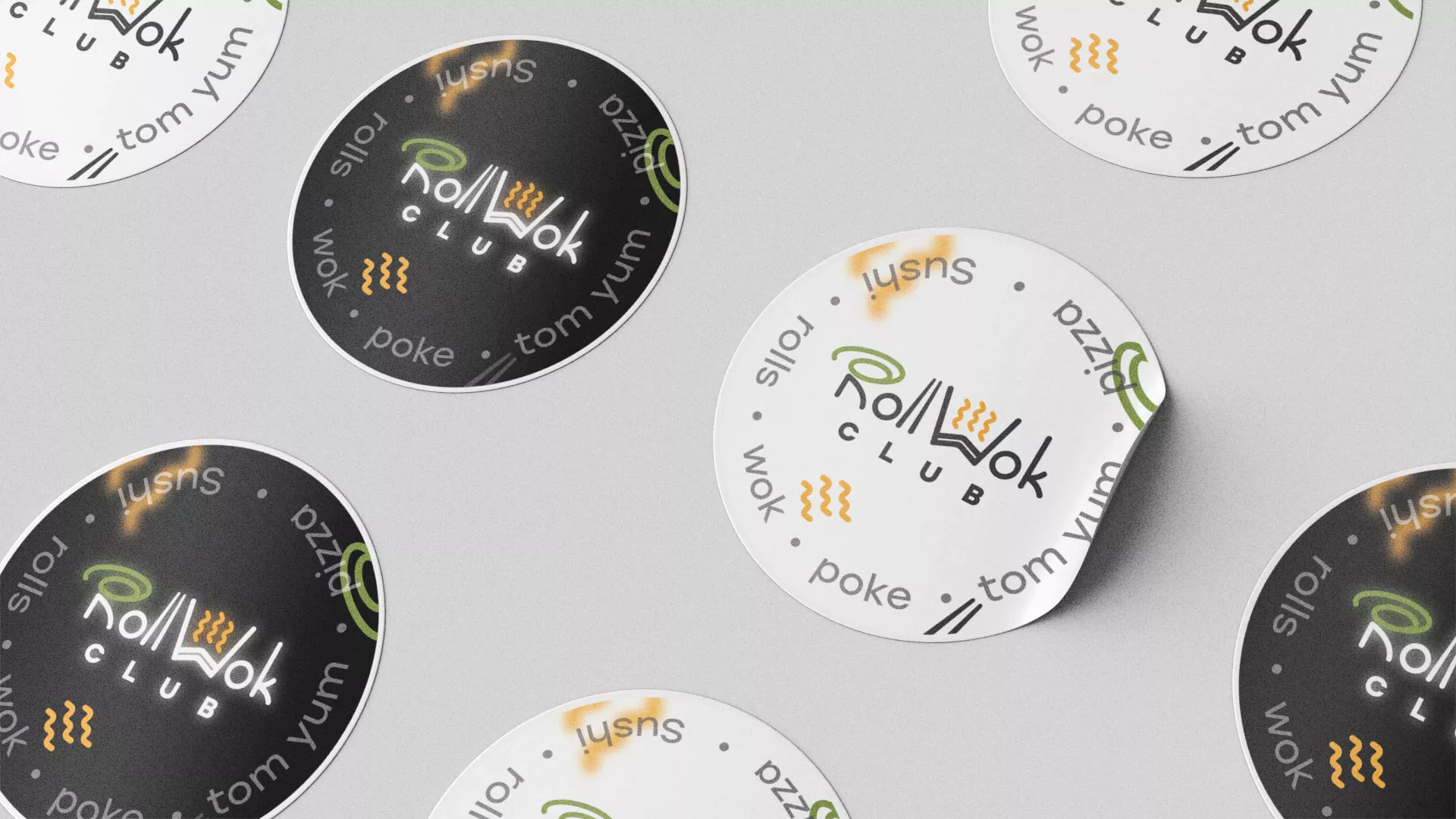 Разработка наклеек для суши-бара «Roll Wok Club» в Шлиссельбурге